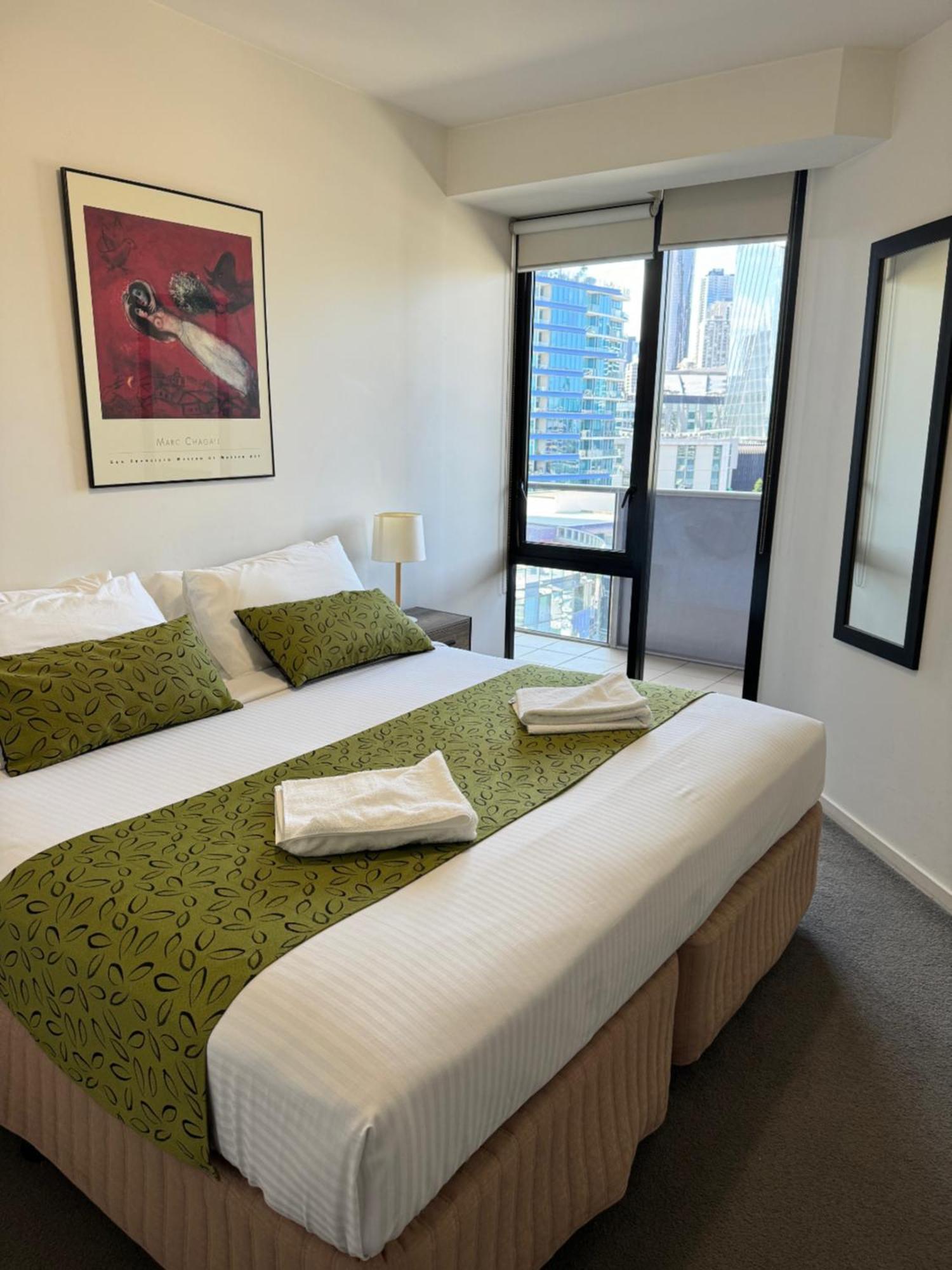 Akom At Docklands Melbourne City Exterior foto