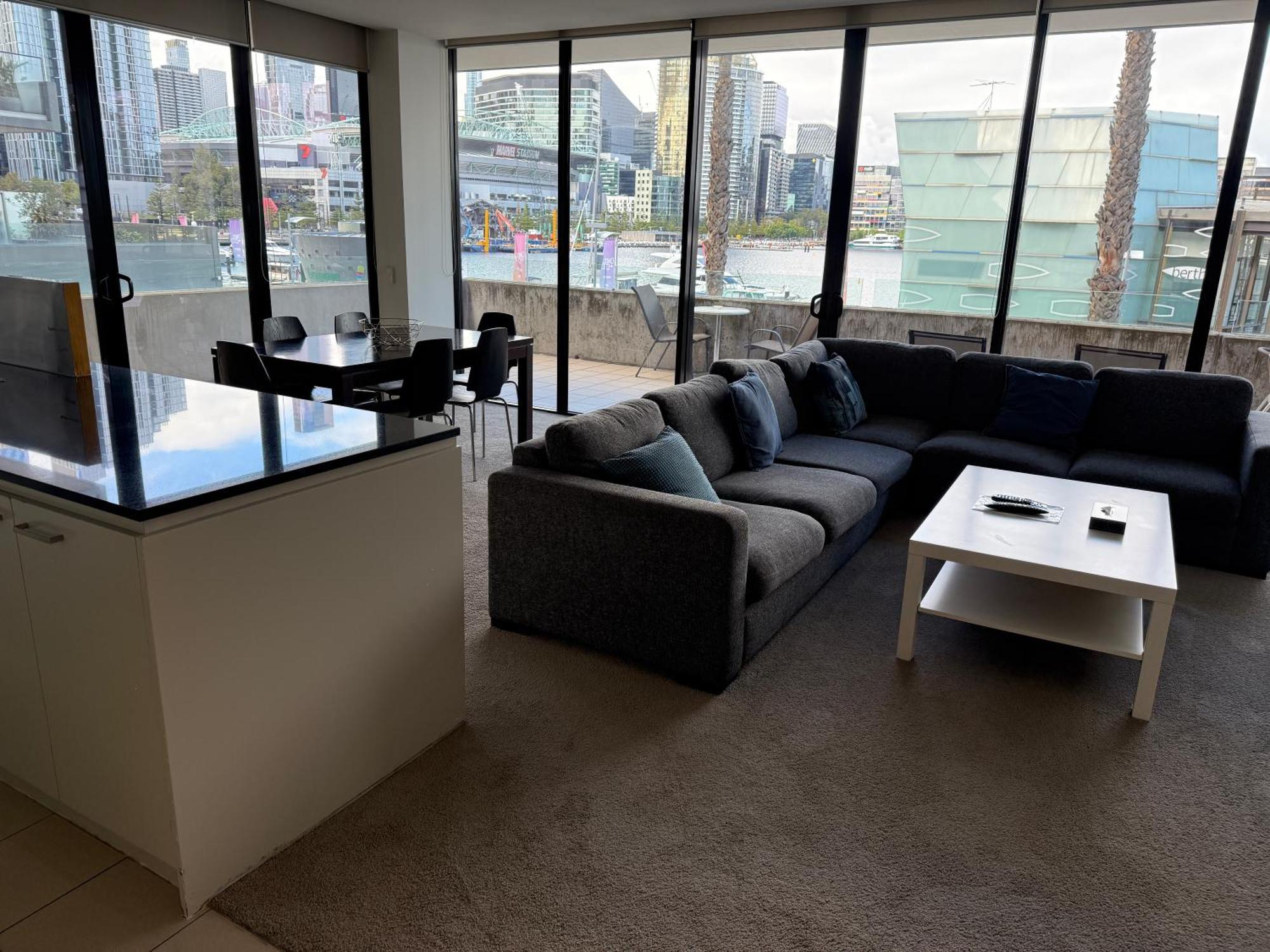 Akom At Docklands Melbourne City Exterior foto