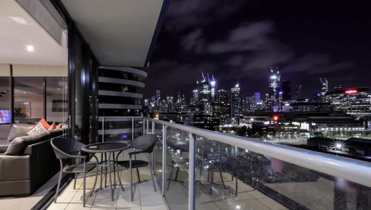 Akom At Docklands Melbourne City Exterior foto